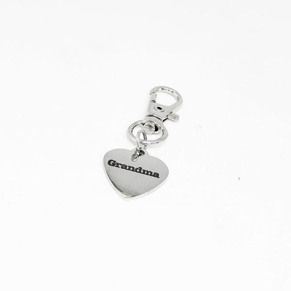 Grandma Clip On Charm Stainless Steel Engraved Heart Keychain Gift For Grandmother Mother’s Day Gift Purse Charm Family Jewelry