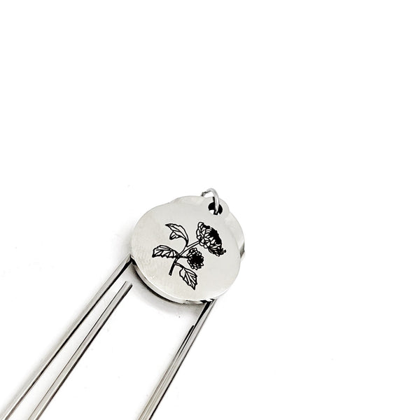 Birth Month Flower Bookmark, November Flower Bookmark, Chrysanthemum Bookmark, Charm Bookmark, Birthday Gift, Reader Gift, Charm Bookmark