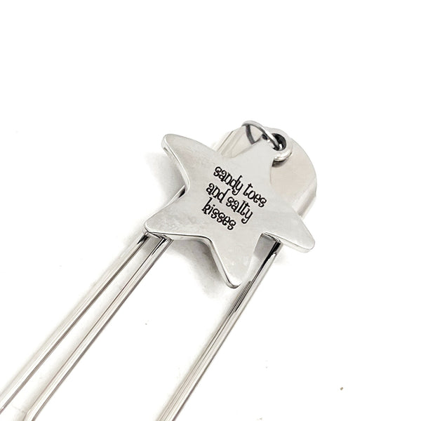 Beach Lover Gift, Sandy Toes And Salty Kisses Bookmark, Beach Reading Gift, Reader Gift, Starfish Charm, Charm Bookmark, Paperclip Bookmark