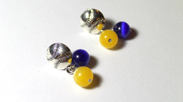 Baseball Beaded Dangle Earrings - Handmade Earrings; Baseball Earrings; Choice of Team Colors; Baseball Fan; School Colors; Team Spirit